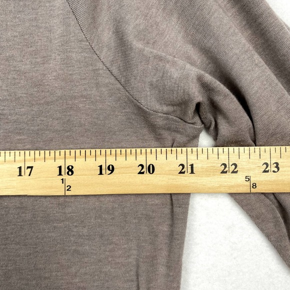 Disneyland Sz L Women's Gray Long Sleeve Crewneck Pullover Shirt - Picture 9 of 13